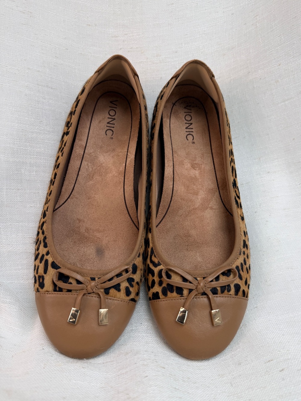 Vionic Minna Leopard Calf Hair Ballet Flats Size 11 Wide